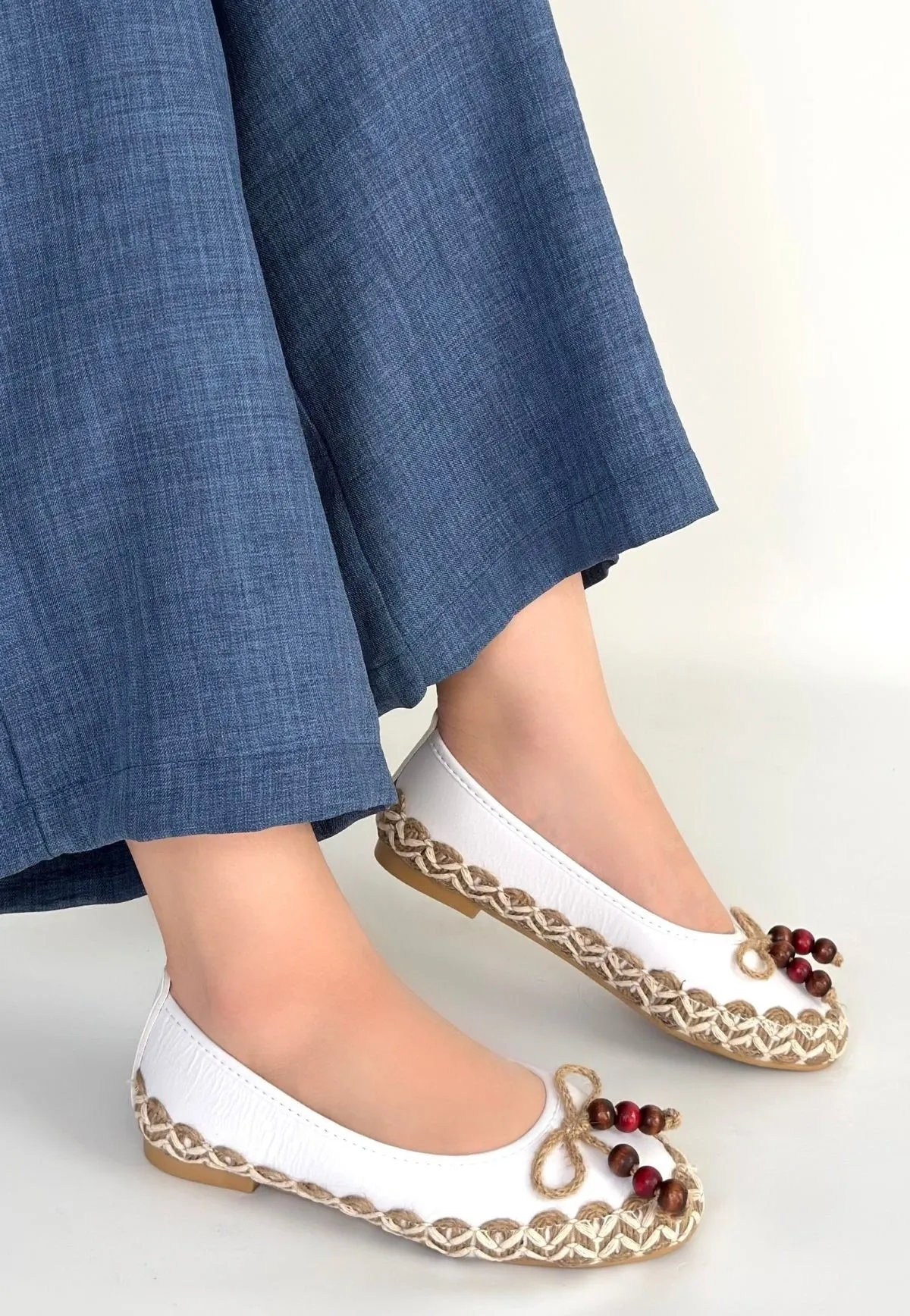 Ilwe Beyaz Cilt Babet Ayakkabı