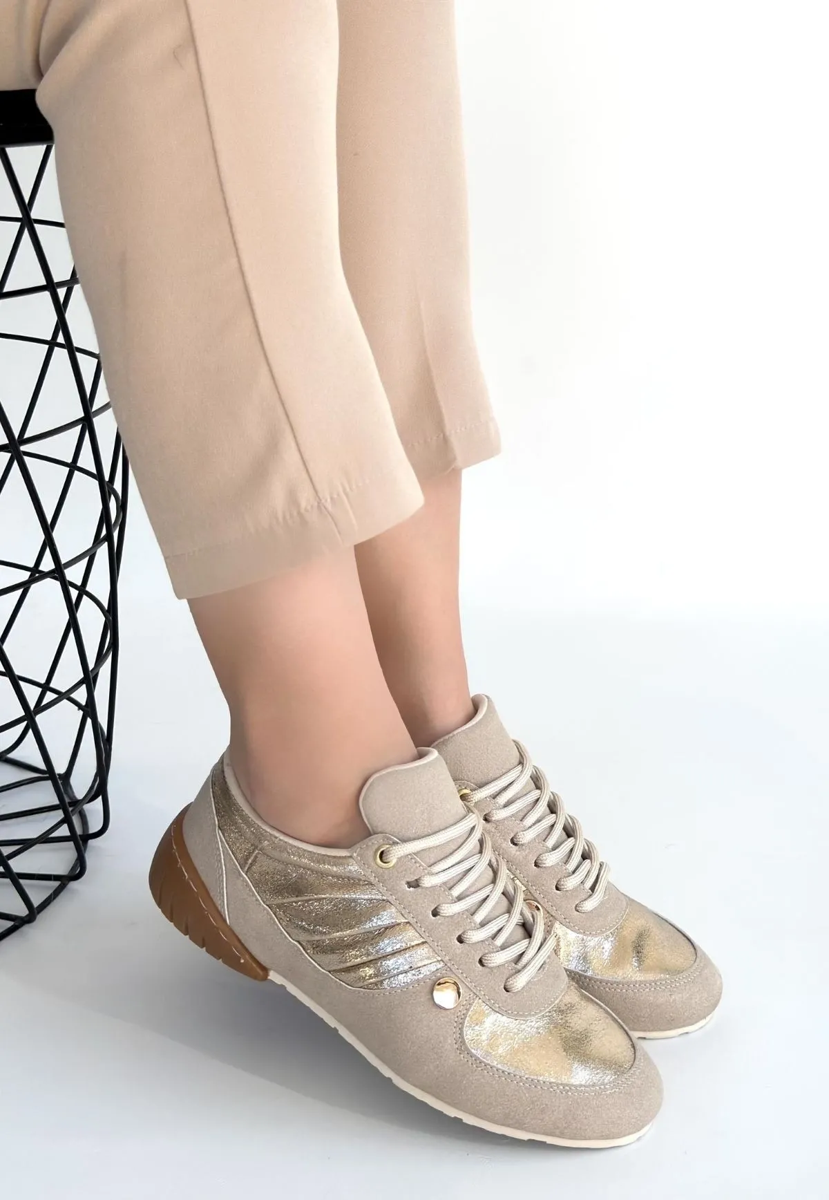 Jawen Bej Nubuk Gold Detaylı Spor Ayakkabı