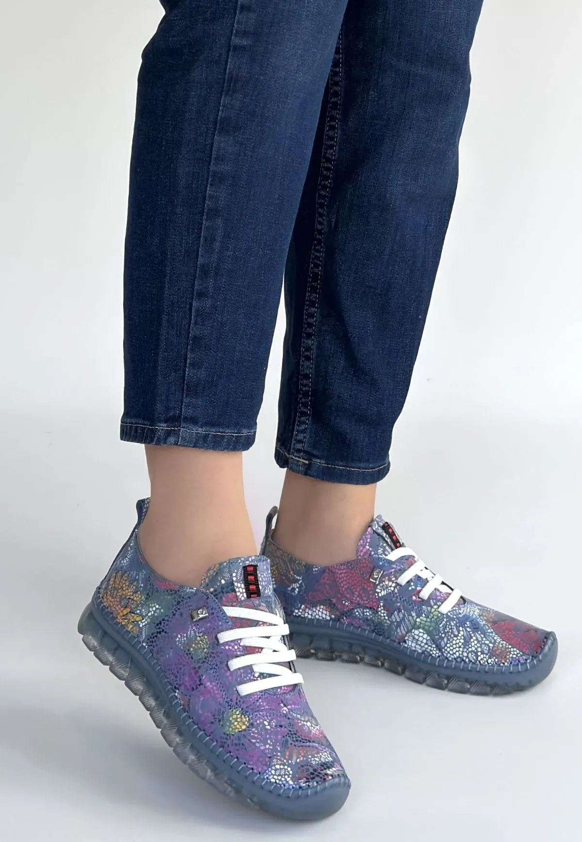 Kinte Mor Desenli Deri Bağcıklı Spor Ayakkabı