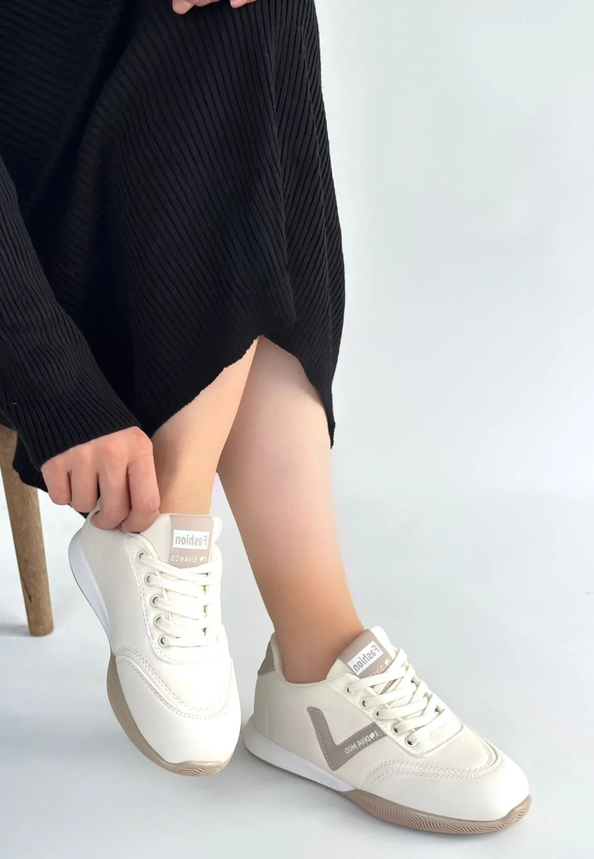 Jowen Bej Cilt Vizon Detaylı Bağcıklı Spor Ayakkabı