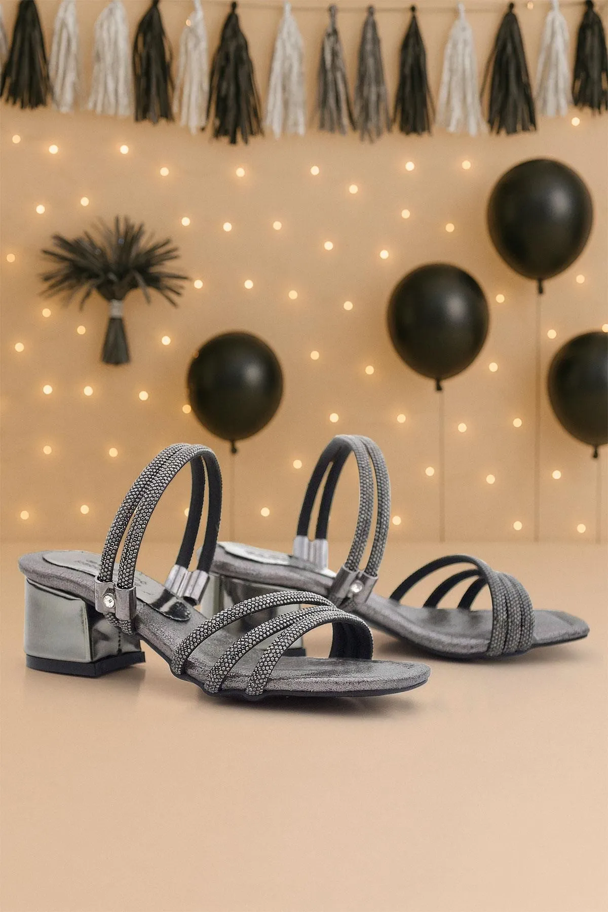 Judy Platin Taşlı Kız Çocuk Topuklu Terlik Ayakkabı