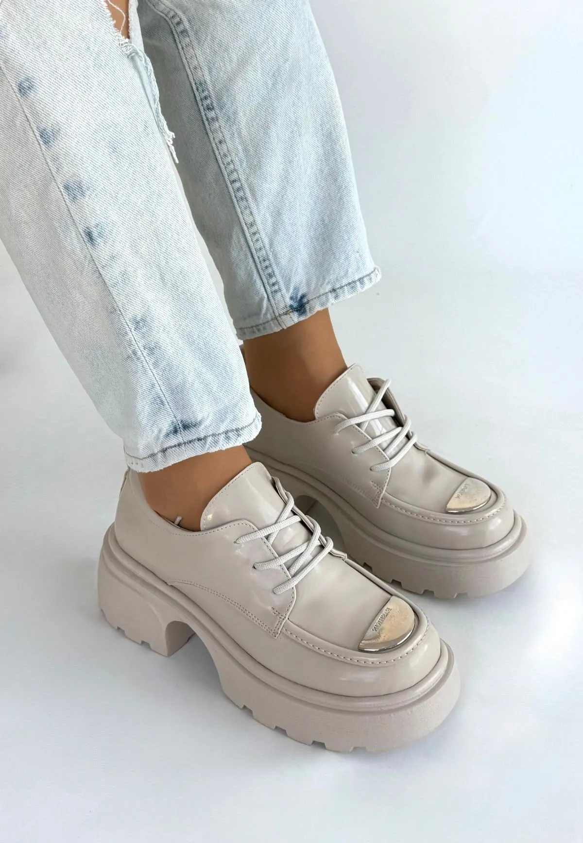 Kiya Bej Rugan Dolgu Topuk Oxford Ayakkabı