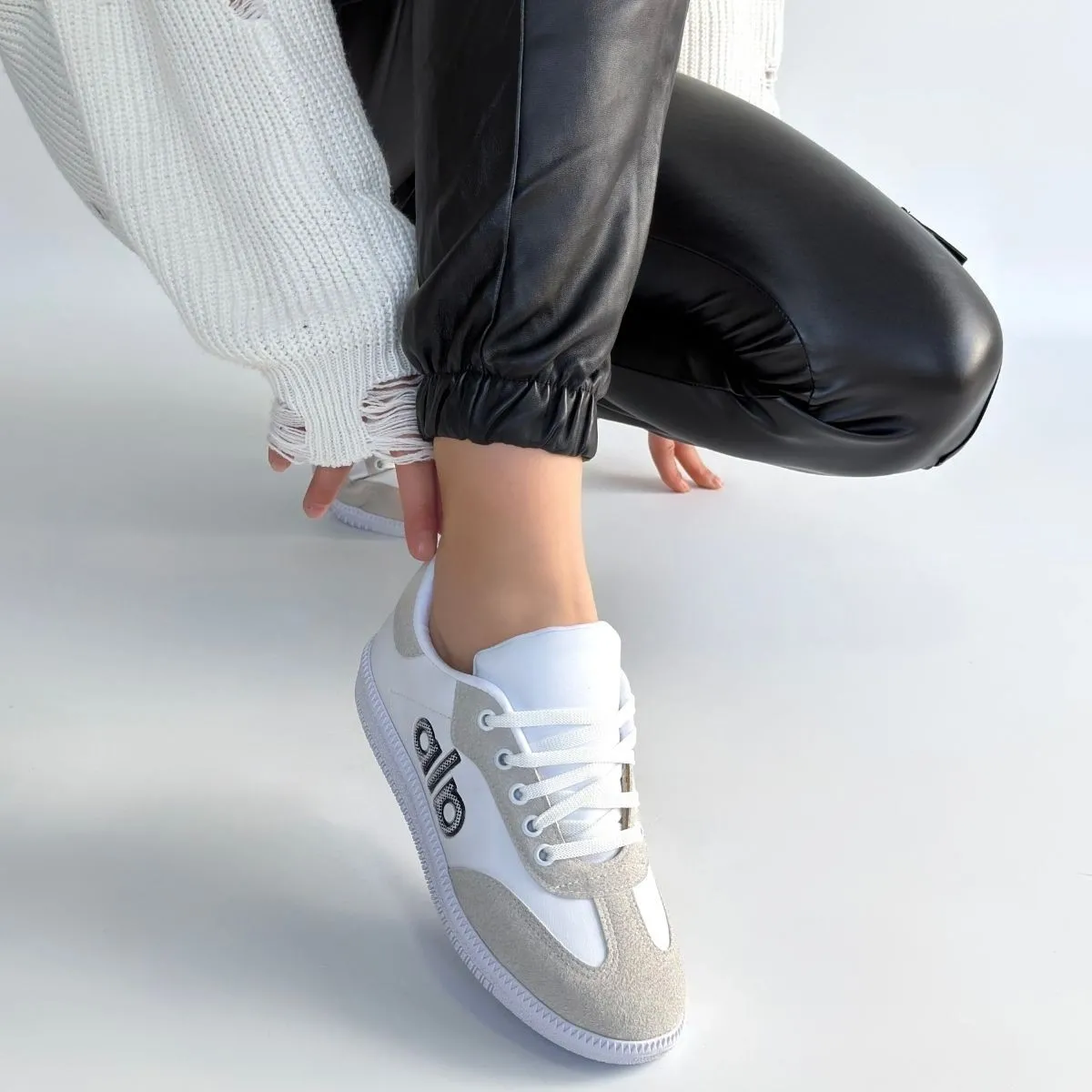 Lendo Beyaz Cilt Bağcıklı Spor Ayakkabı