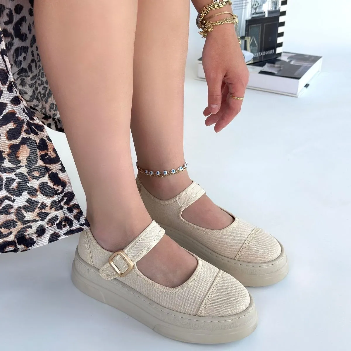 Lunni Bej Keten Spor Ayakkabı