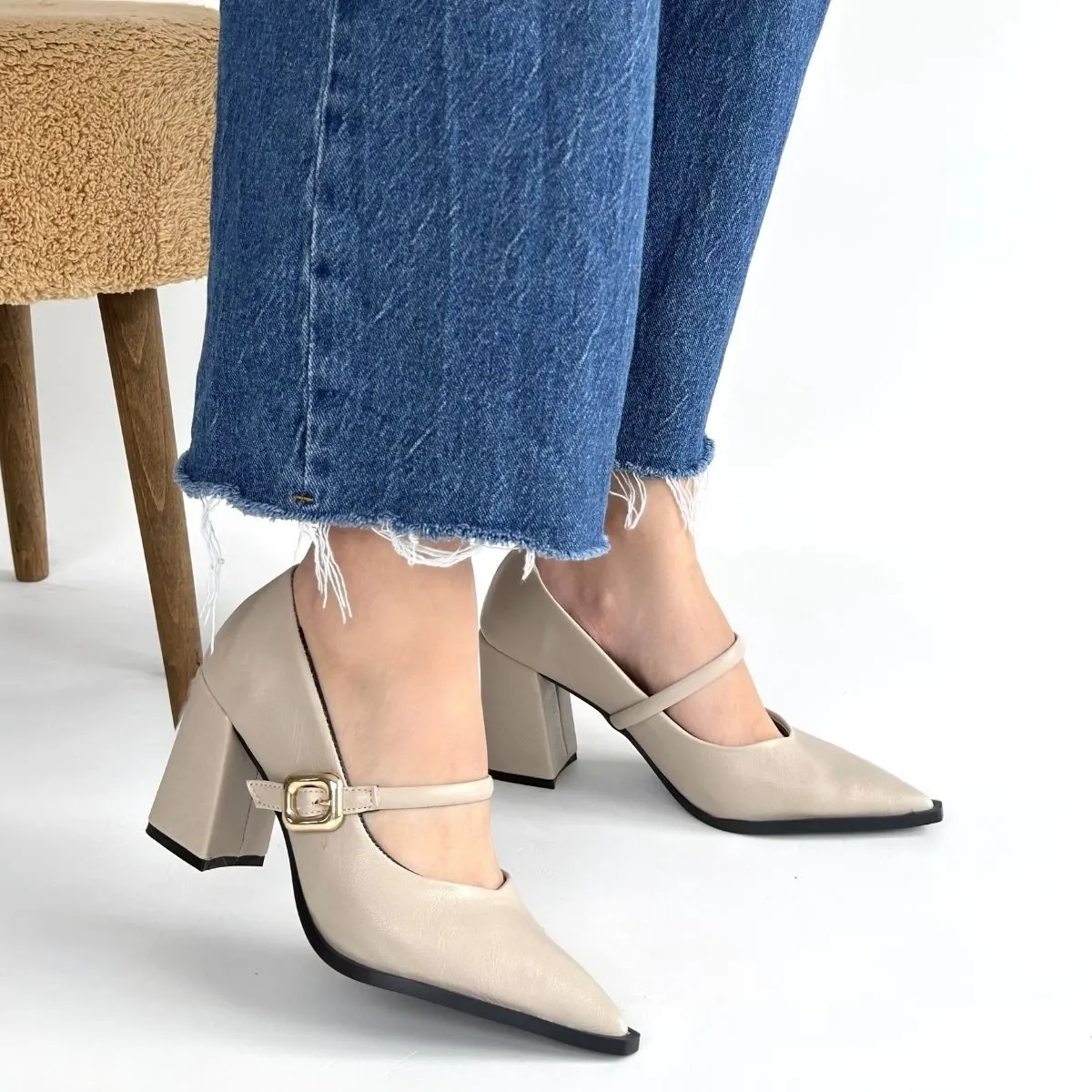 Nıvra Bej Cilt Topuklu Ayakkabı