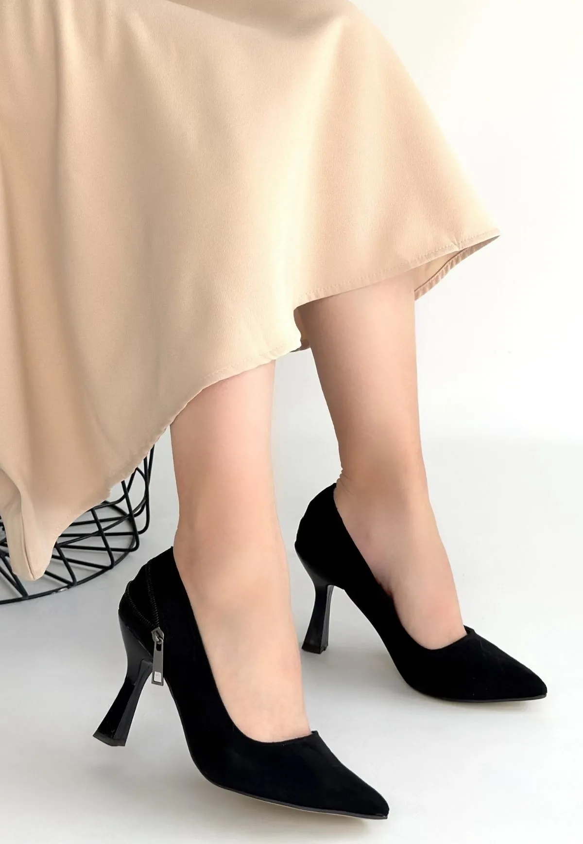 Retta Siyah Süet Topuklu Ayakkabı