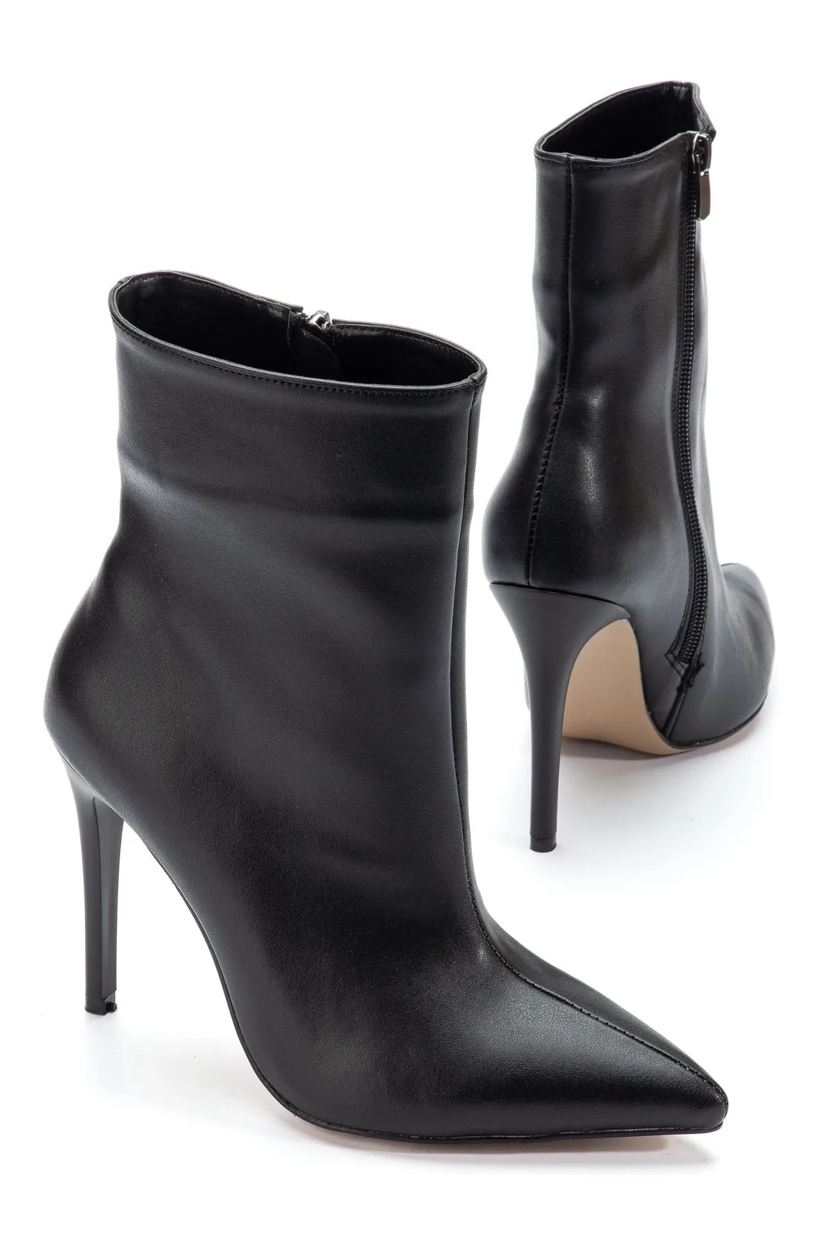 S-2008 Siyah Fermuarlı Sivri Burun İnce Topuk Günlük Kadın Bot