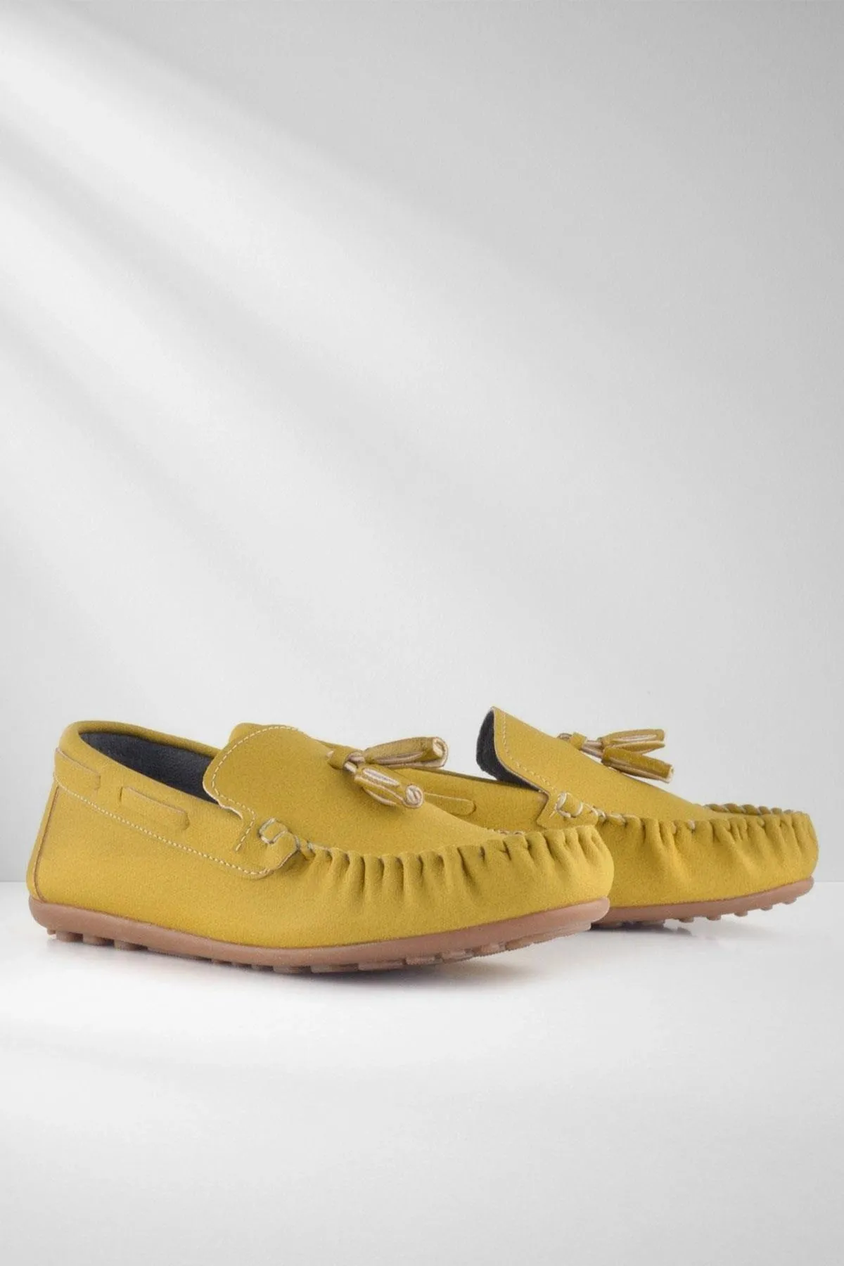 Sarı Cilt Erkek Çocuk Makosen Ayakkabı