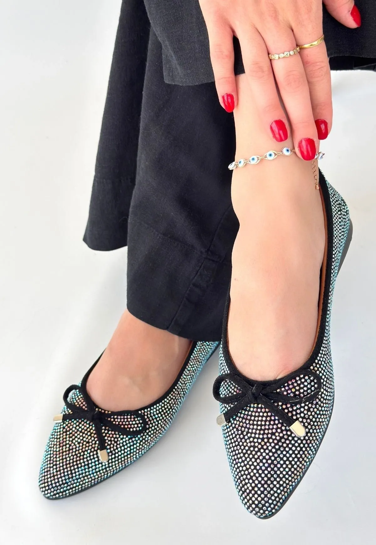 Sarra Siyah Saten İşlemeli Babet Ayakkabı