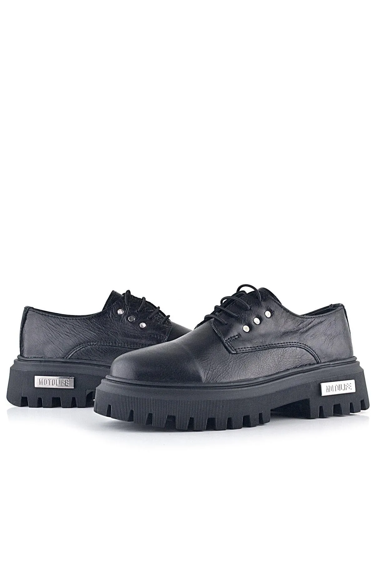 Siyah Kırışık Hakiki Deri Bağcıklı Metal Detaylı Günlükoxford Ayakkabı