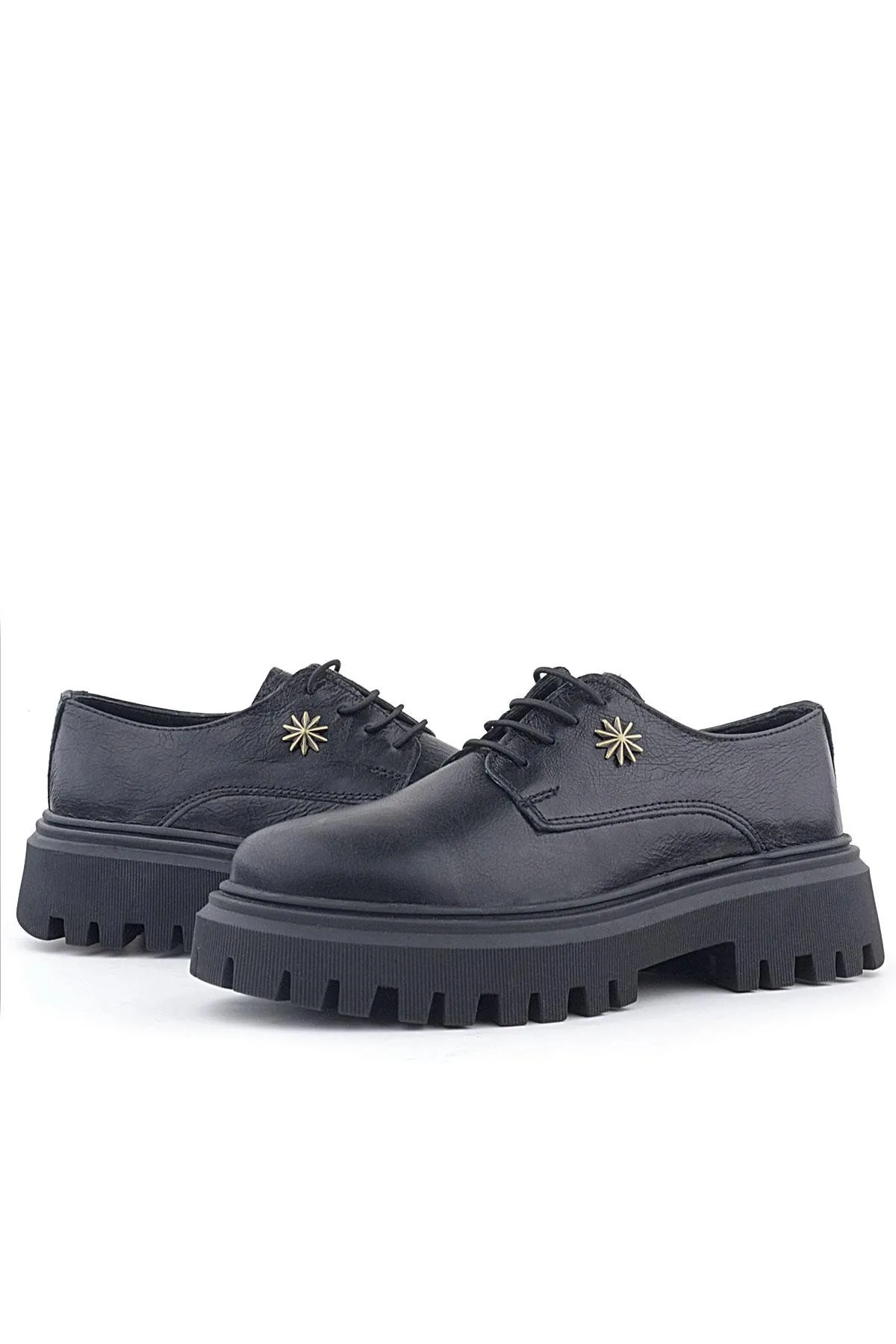 Siyah Kırışık Hakiki Deri Bağcıklı Toka Detaylı Kız Çocuk Oxford Ayakkabı