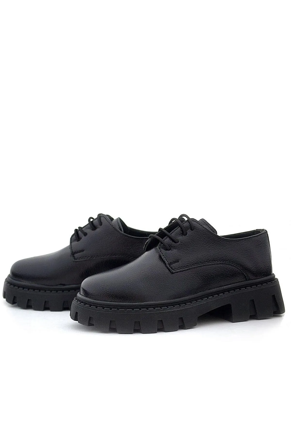 Siyah Kırışık Rugan Bağcıklı Kız Çocuk Oxford Okul Ayakkabı