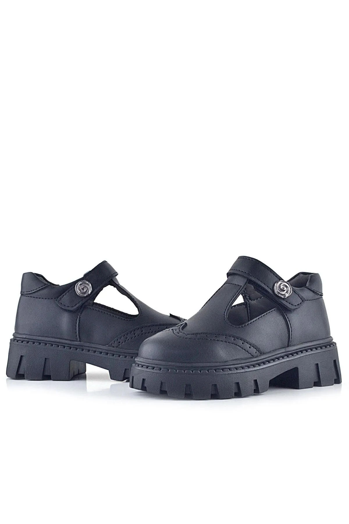 Siyah Mat Cırt Cırtlı Metal Detaylı Kız Çocuk Günlük Ayakkabı