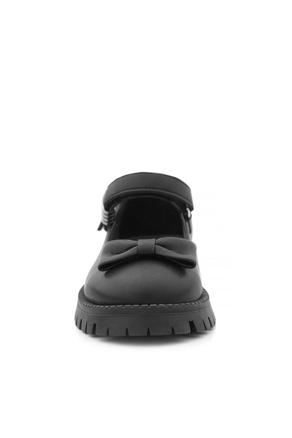 Siyah Mat Kalın Tabanlı Metal Detaylı Cırtlı Kız Çocuk Babet