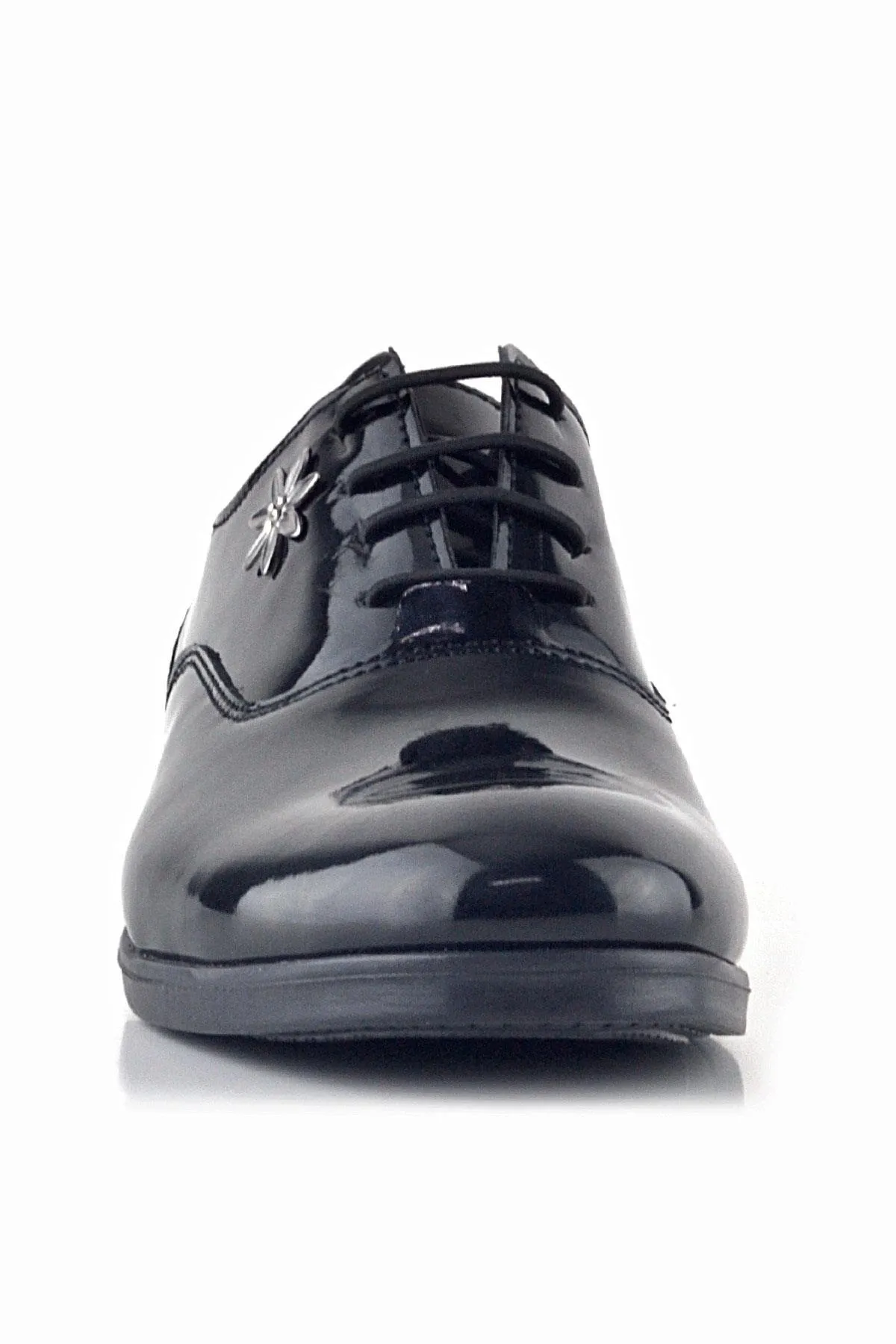 Siyah Rugan Bağcıklı Çiçek Detaylı Çocuk Klasik Ayakkabısı