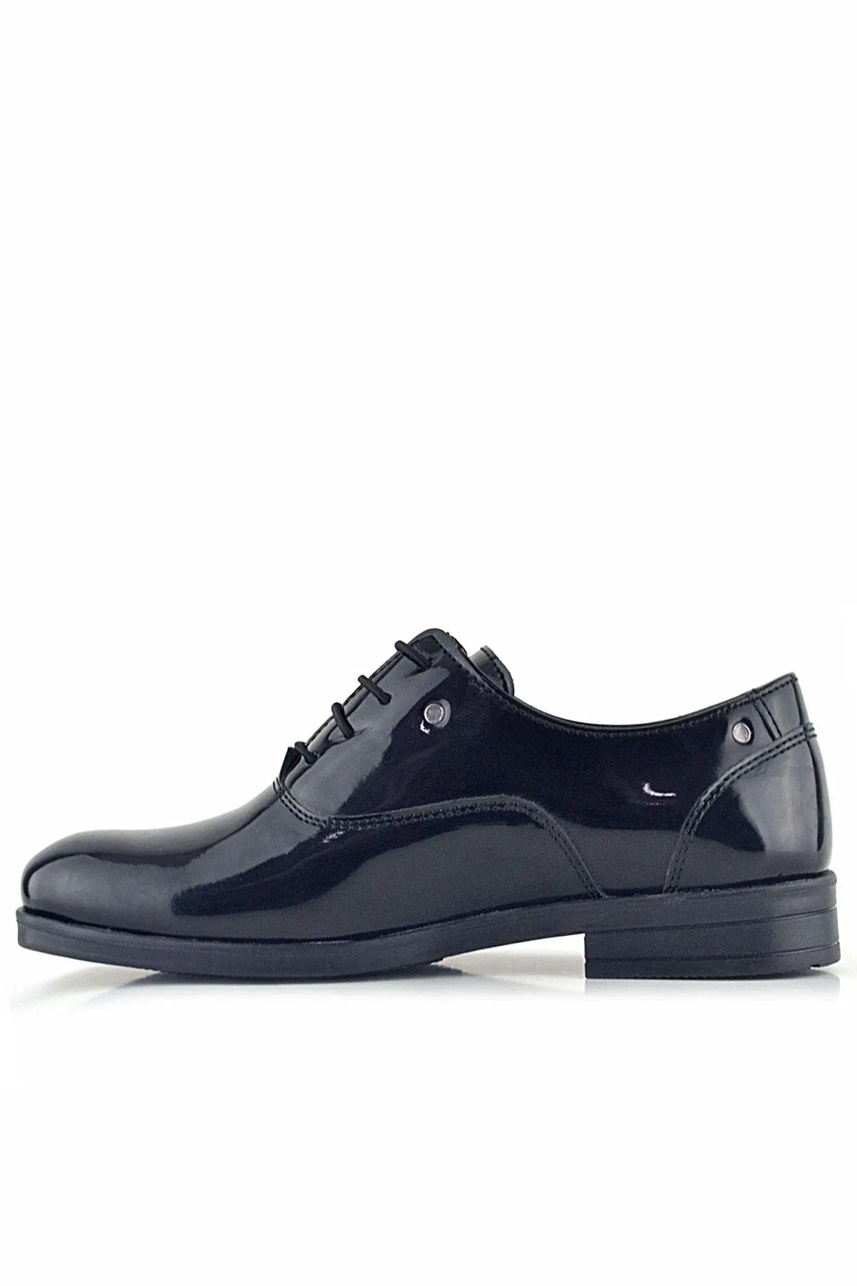 Siyah Rugan Bağcıklı Çiçek Detaylı Çocuk Klasik Ayakkabısı