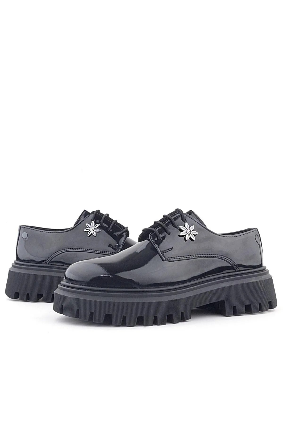 Siyah Rugan Bağcıklı Çiçek Detaylı Oxford Günlük Ayakkabı