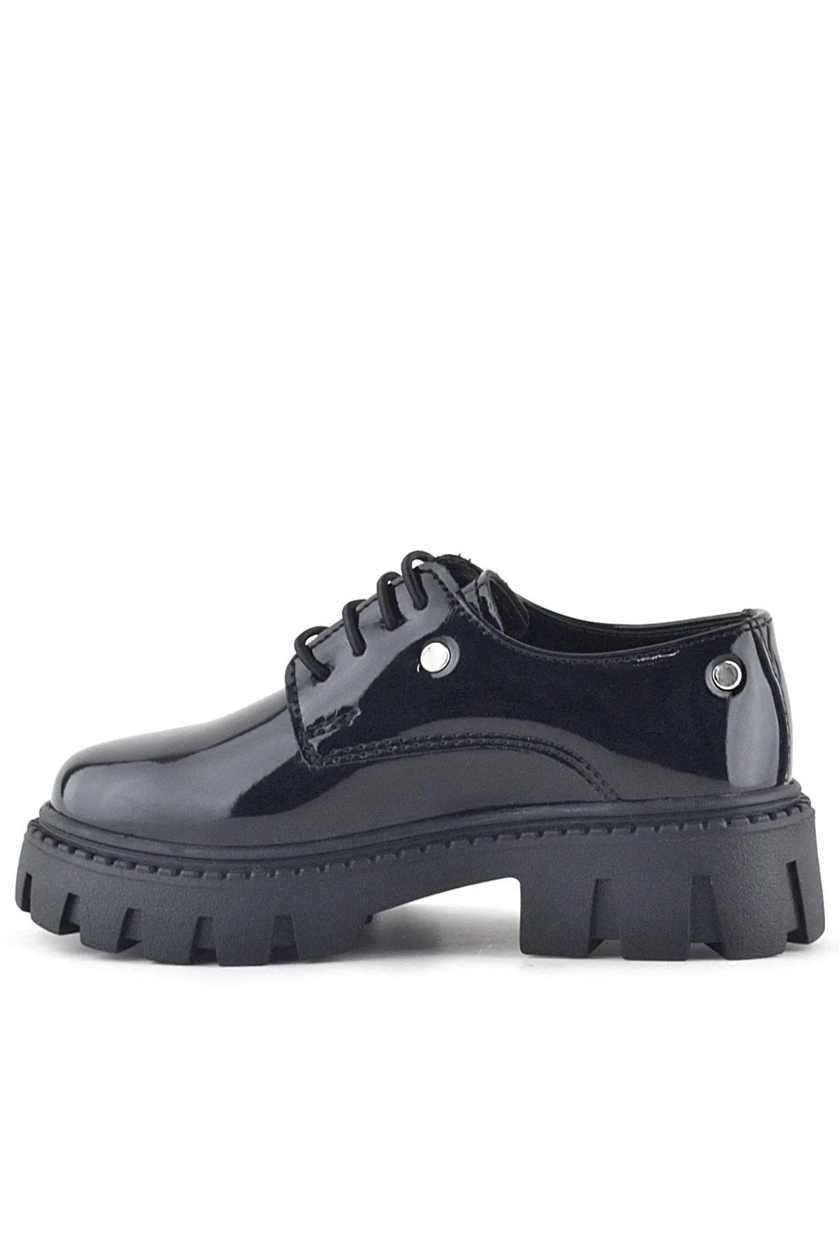 Siyah Rugan Bağcıklı Kız Çocuk Taş Detaylı Okul Ayakkabı