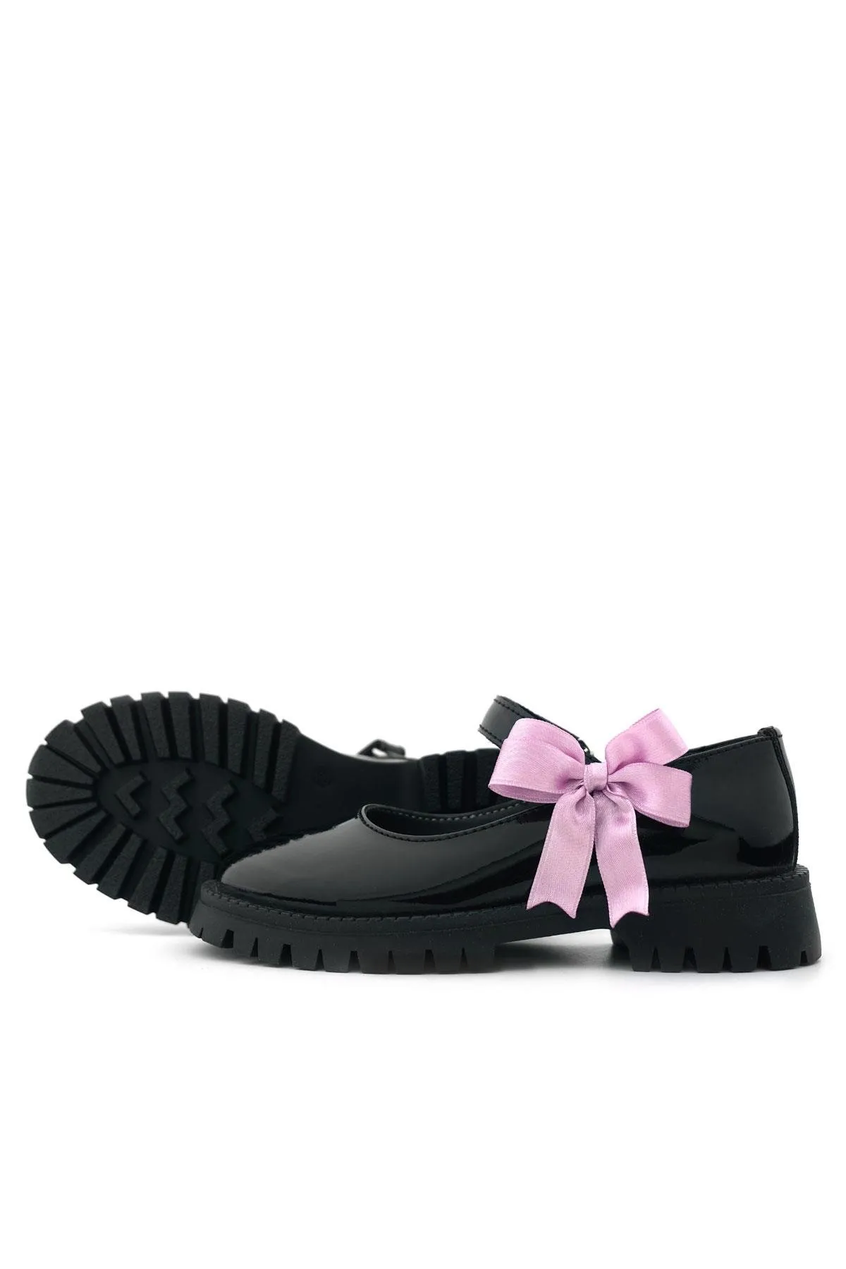 Siyah Rugan Cırtlı Kalın Tabanlı Kurdeleli Kız Çocuk Okul Ayakkabısı