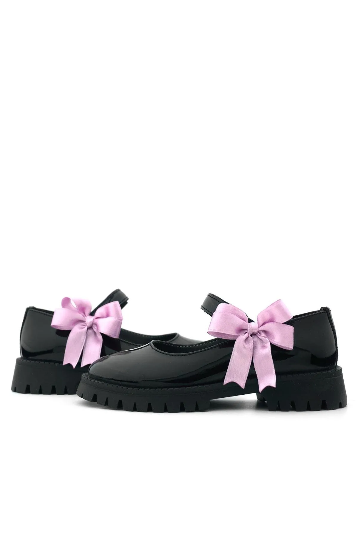 Siyah Rugan Cırtlı Kalın Tabanlı Kurdeleli Kız Çocuk Okul Ayakkabısı