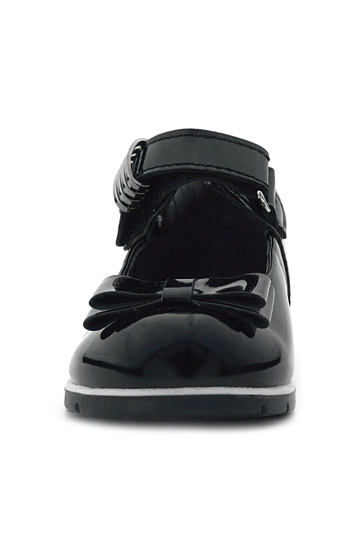 Siyah Rugan Metal Detaylı Fiyonklu Kız Bebek Babet Ayakkabı