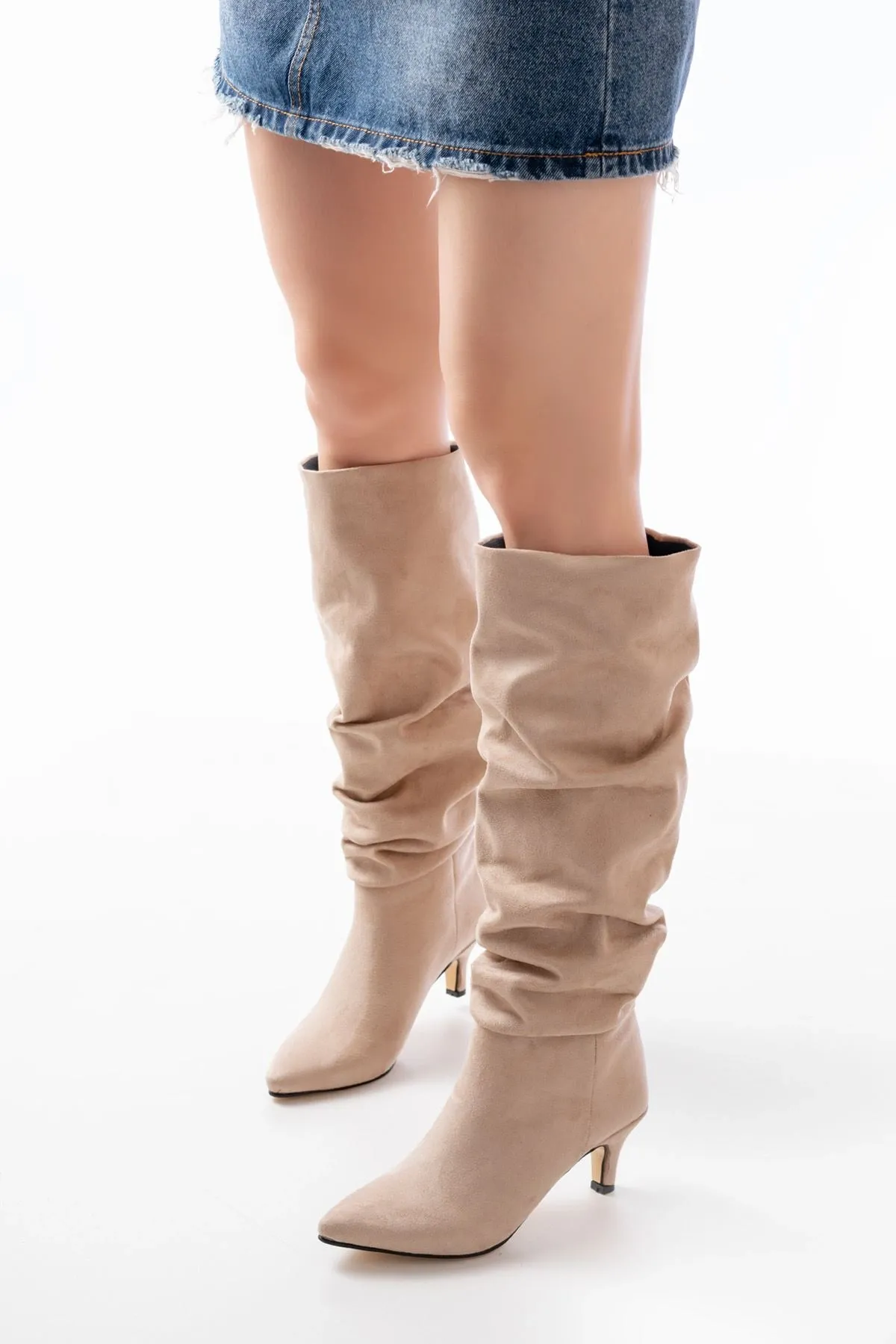 Sr-2001 Bej Süet İnce Topuklu Günlük Bayan Çizme