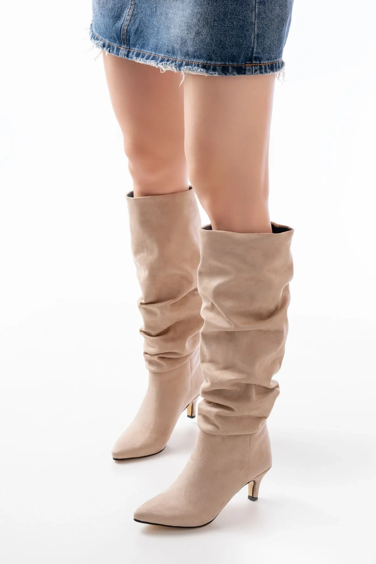 Sr-2001 Bej Süet İnce Topuklu Günlük Bayan Çizme