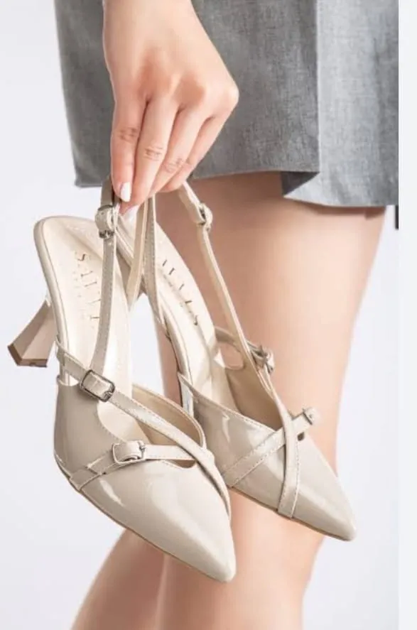 Tetti Bej Rugan Topuklu Ayakkabı