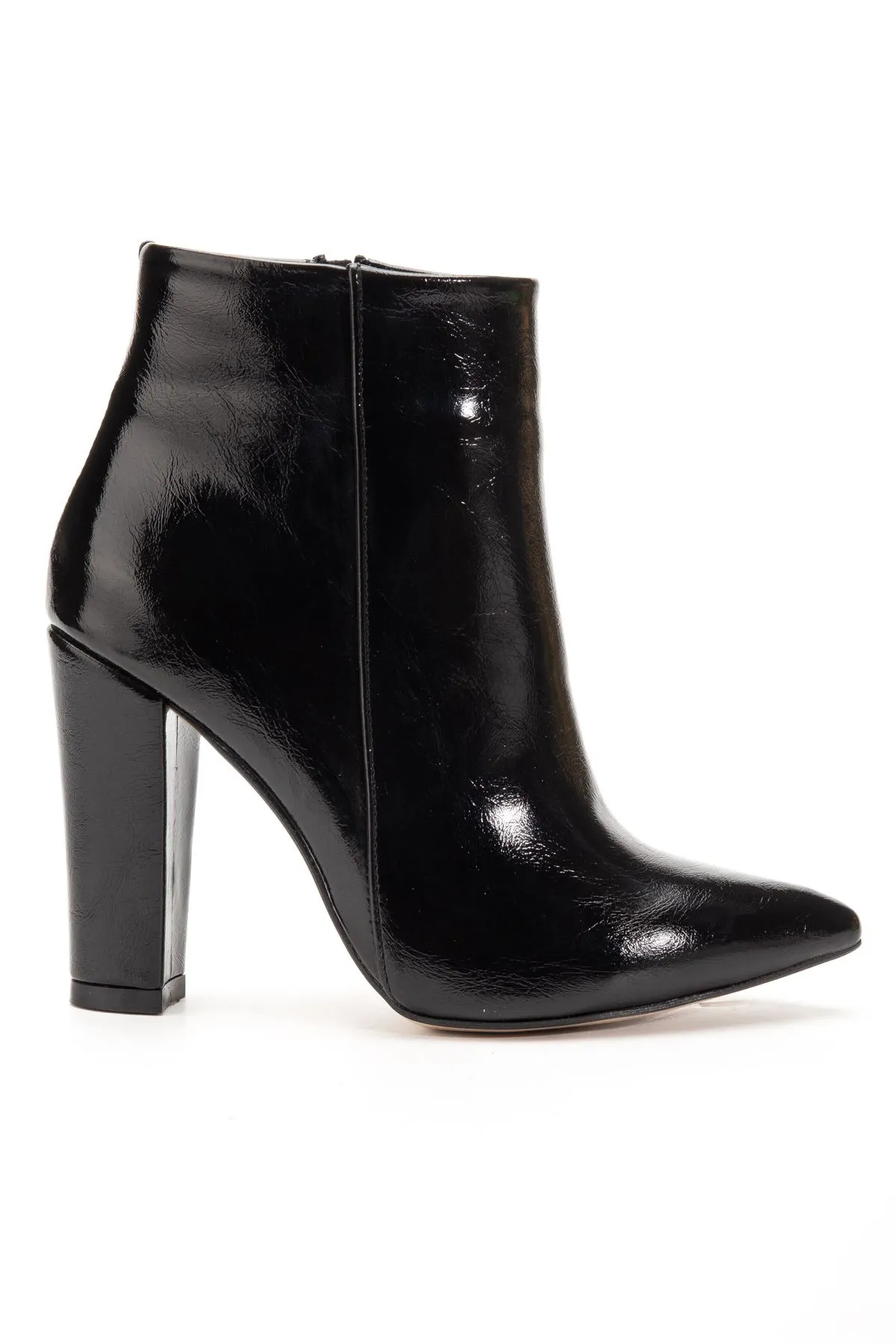 Vrt-4801  Siyah Kırışık Rugan Yüksek Kalın Topuklu Fermuarlı Kadın Bot