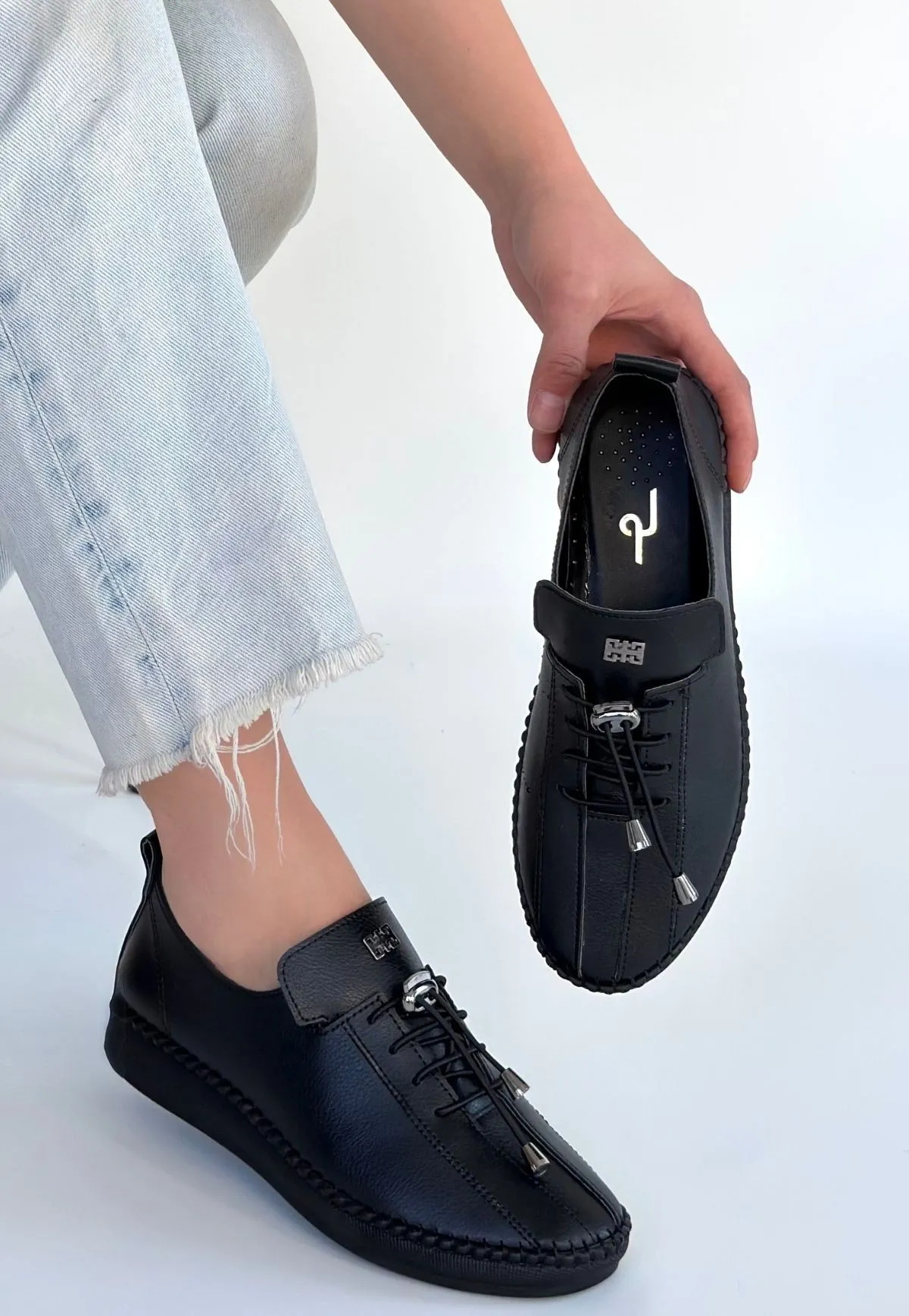 Warte Siyah Deri Bağcıklı Spor Ayakkabı