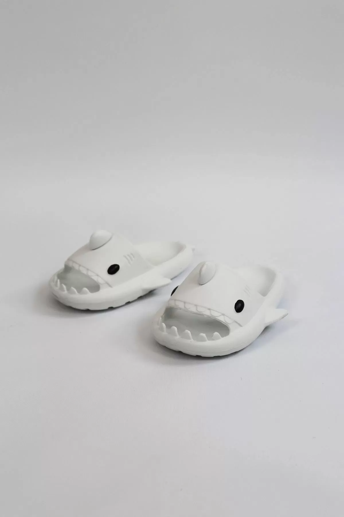 Wg500 Köpekbalığı Beyaz Unisex Tam Ortopedik Terlik Shark Slides Cocuk