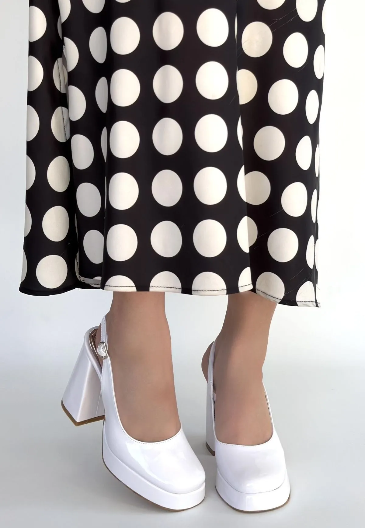 Zuda Beyaz Rugan Platform Topuk Ayakkabı