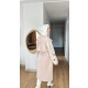 Krem Kuşaklı Trençkot: Klasik Yaka Tesettür Dış Giyim
