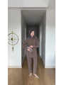 Kahve Rengi Pantolonlu Takım Mdelimiz