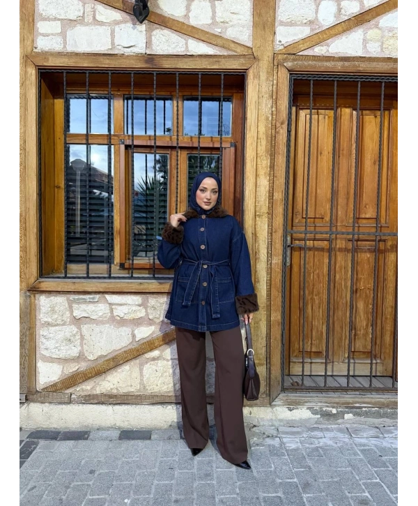 Leopar Detaylı Kot Ceket Modelimiz