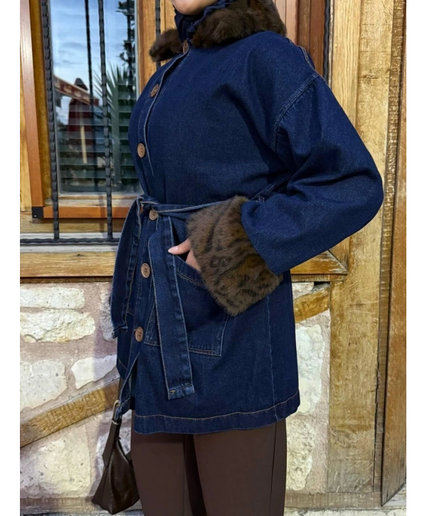 Leopar Detaylı Kot Ceket Modelimiz