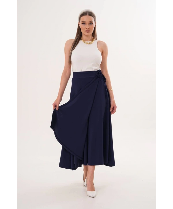 Lacivert Yandan Bağlama Detaylı Etek Modelimiz
