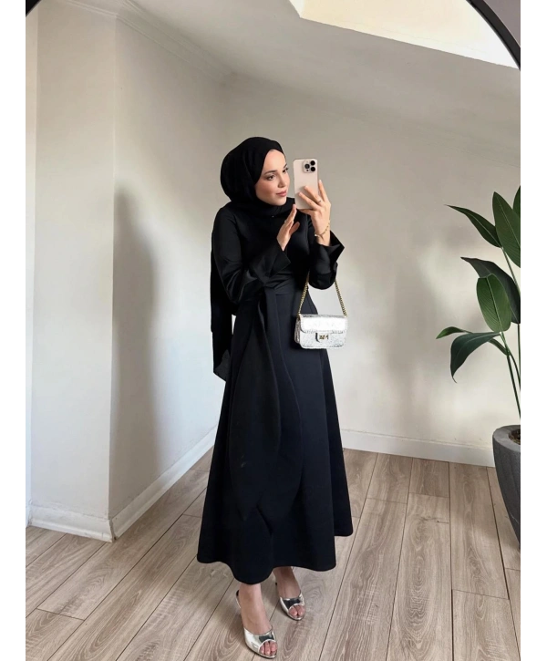 Siyah Skuba Elbise Modelimiz