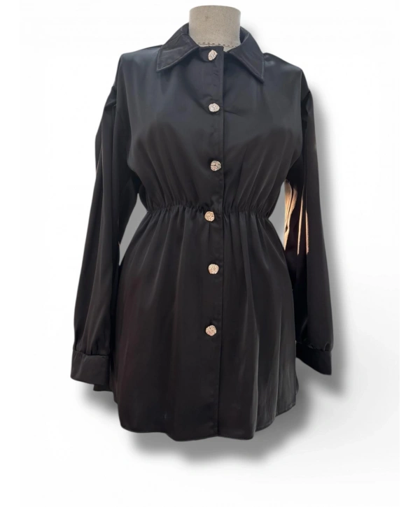 Siyah İnce Saten Belden Bağlamalı Gömlek Moodelimiz