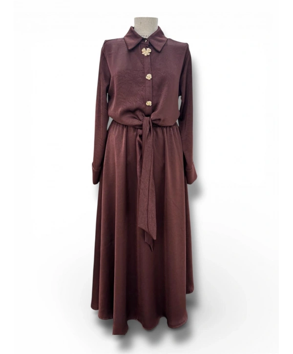 Kahverengi Saten Gömşlekli Takım Modelimiz