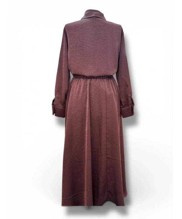 Kahverengi Saten Gömşlekli Takım Modelimiz