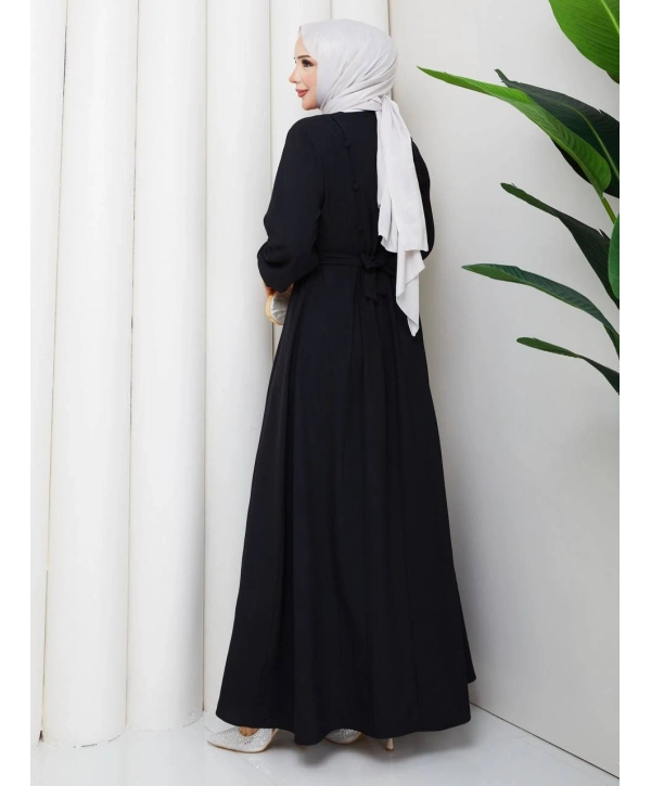 Siyah Krep Kumaş Kuşaklı Elbise Modelimiz