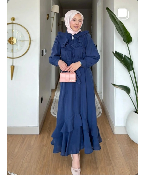 Mavi Modal Kumaş Yaka Göğüs Ve Eteği Fırfırlı Elbise Modelimiz