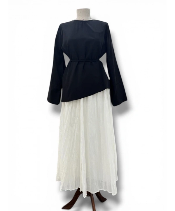 Siyah Poplin Kumaş Belden Bağlamalı Gömlek Modelimiz