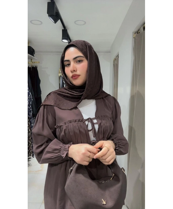 Kahve Rengi Modal Kumaş Pantolonlu Takım Modelimiz