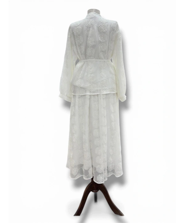 Beyaz Gupur Dantel Takım Modelimiz