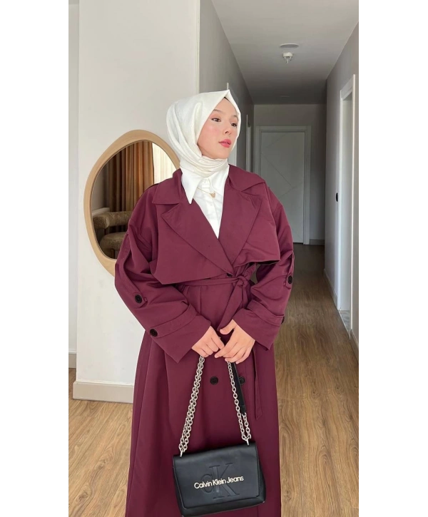 Bordo Kuşaklı Trençkot: Klasik Yaka Tesettür Dış Giyim