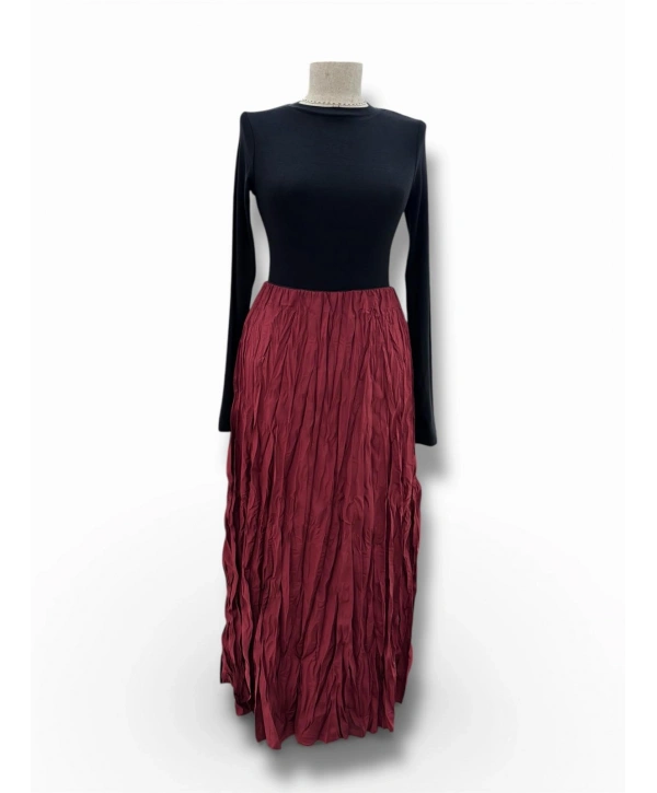 Kırmızı Beli Lastikli Kırışık Elbise Modelimiz