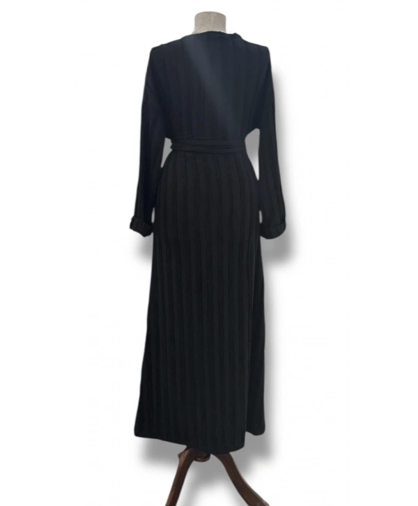 Siyah Şardonlu Fırfırlı Elbise Modelimiz