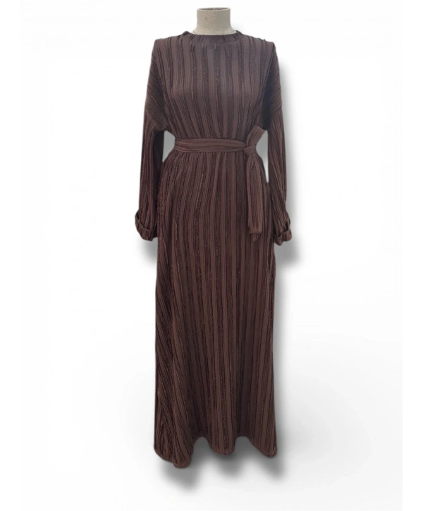 Kahve Rengi Şardonlu Fırfırlı Elbise Modelimiz